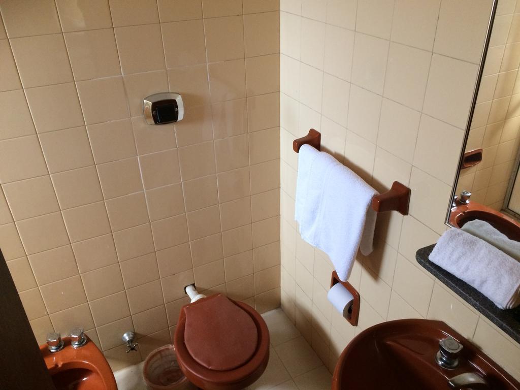 Hotel Manduvira Асунсьон Номер фото